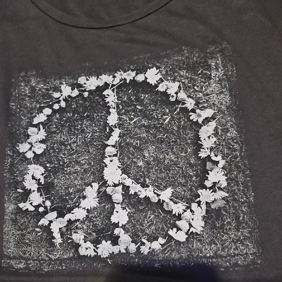 Women's Peace Sign Tank Top - Picture 5 of 6